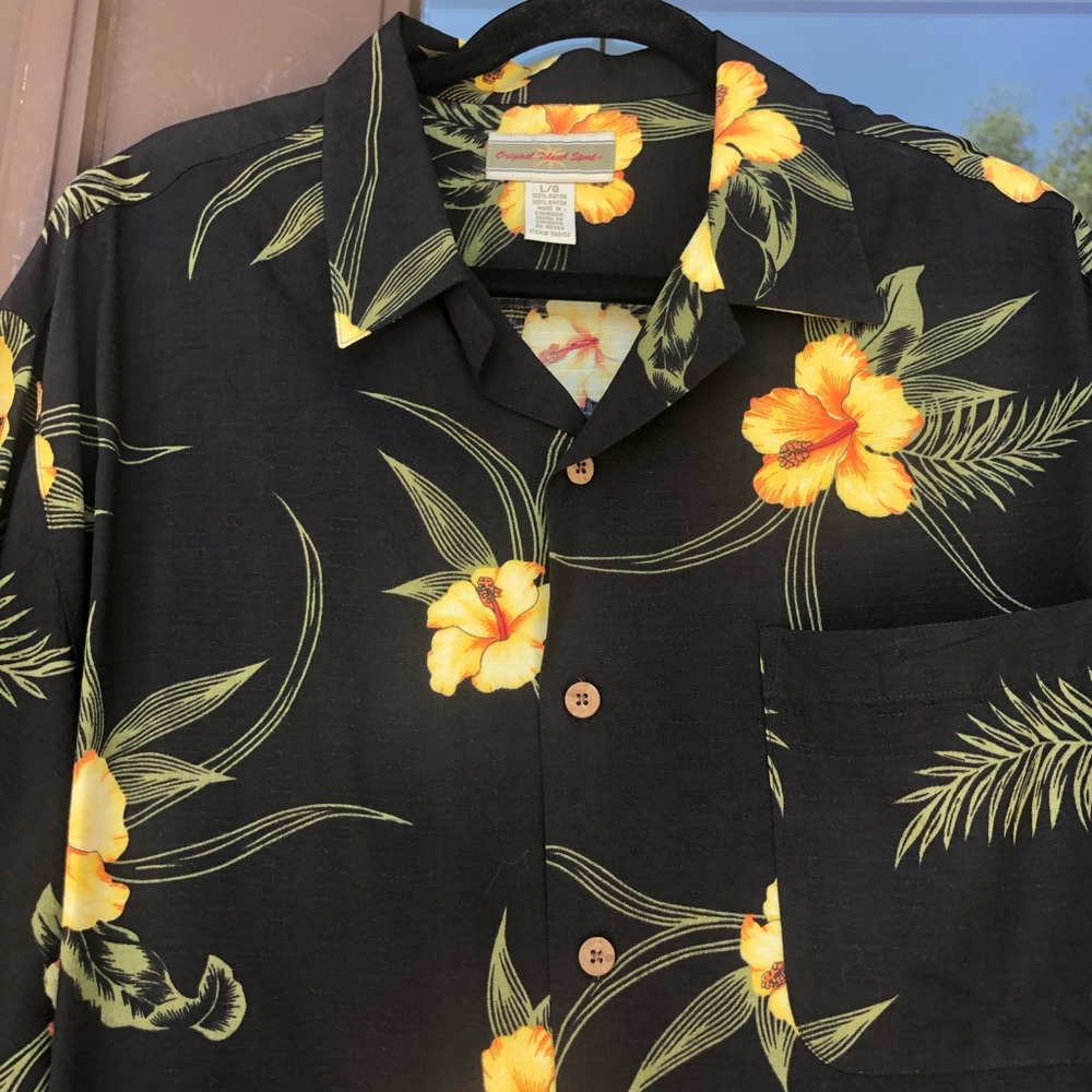 Original Island Sport Hawaiian Camp Shirt L